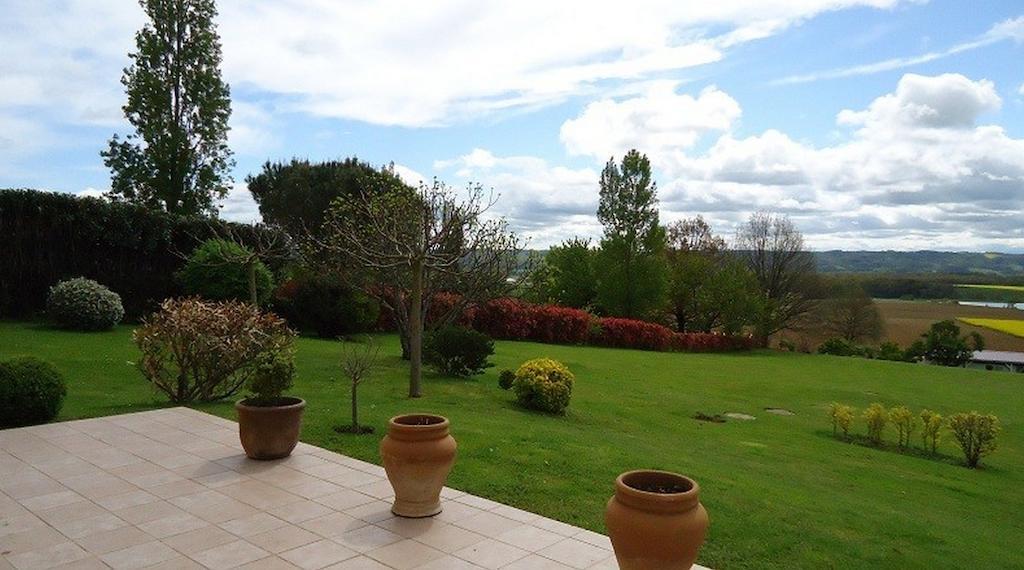 Gite Au Bouzigues Monlaur-Bernet Habitación foto